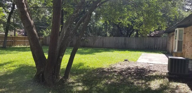 Building Photo - 24506 Cottonwood Cove Ln