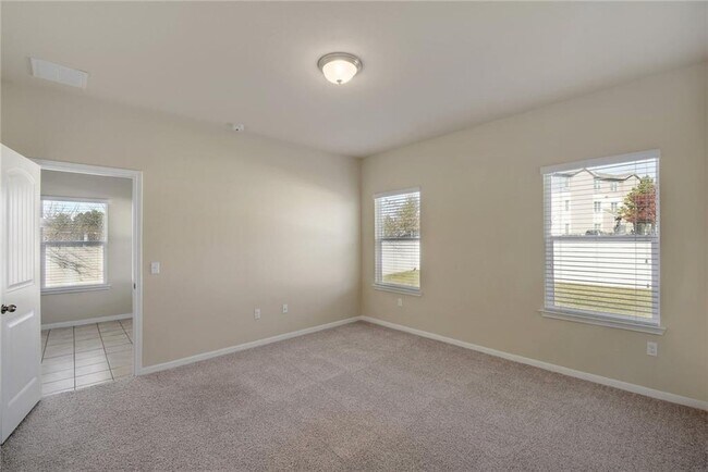 Building Photo - 613 Brashear Ln