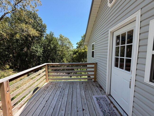 Building Photo - 103 Bell Creek Rd