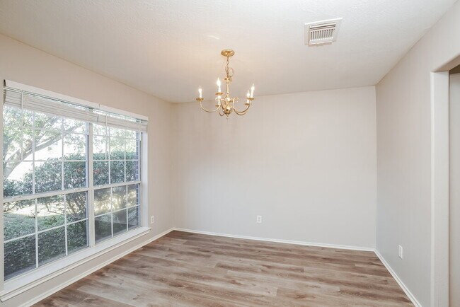 Building Photo - 12910 Hunters Field Ln