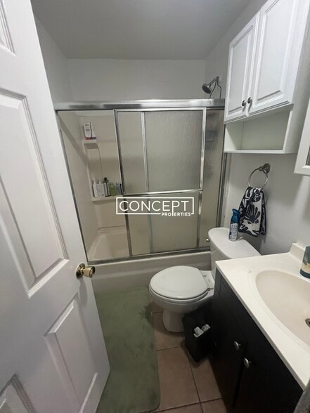 Building Photo - 10 Parker Hill Ave