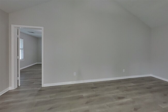 Building Photo - 308 Crooked Pine Court
