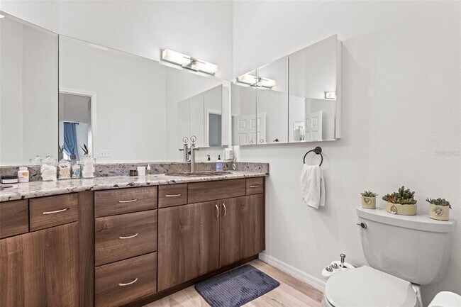 Building Photo - 1109 Pinellas Bayway S