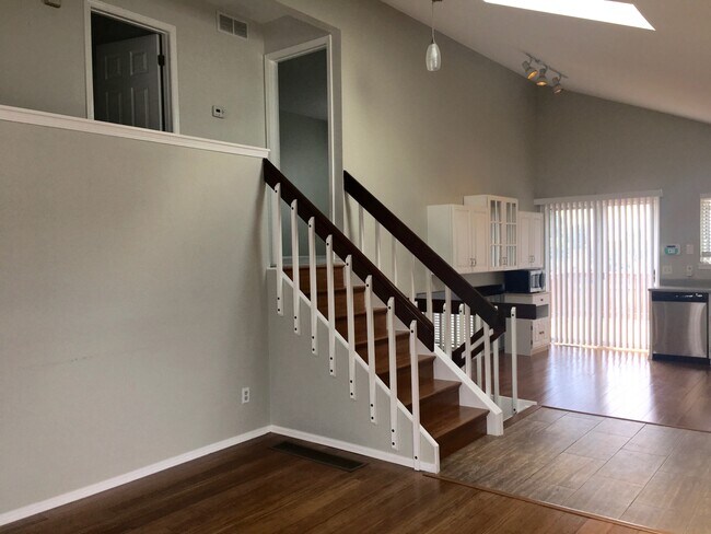 Building Photo - 9425 Joyce Ln.