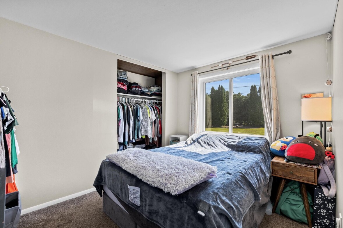 Building Photo - 3431 Evergreen Dr