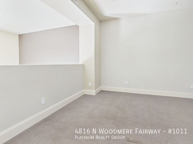 Building Photo - 4816 N Woodmere Fairway