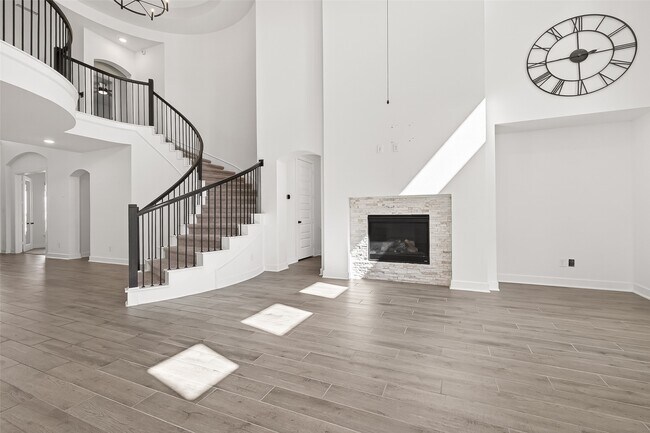 Building Photo - 26307 Aurora Vly Wy