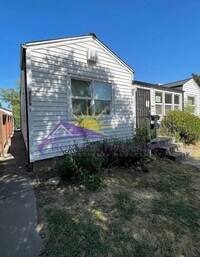 Building Photo - RRO 4119 1/2 55th St