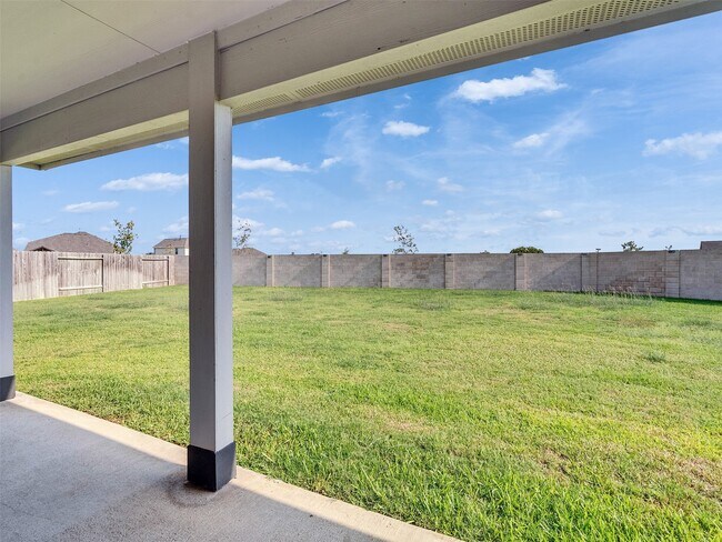 Building Photo - 10627 Great Basin Dr