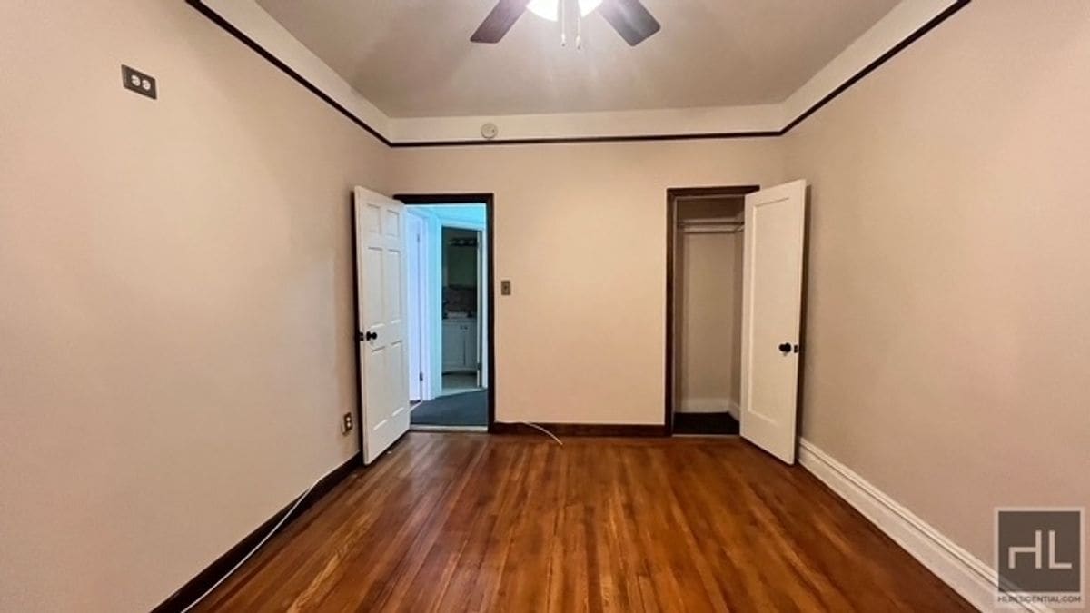 Building Photo - 797 Lenox Rd