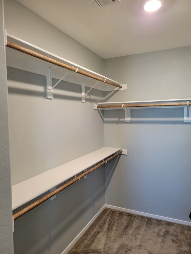 Building Photo - Beautiful 2 story with Roof Top Deck