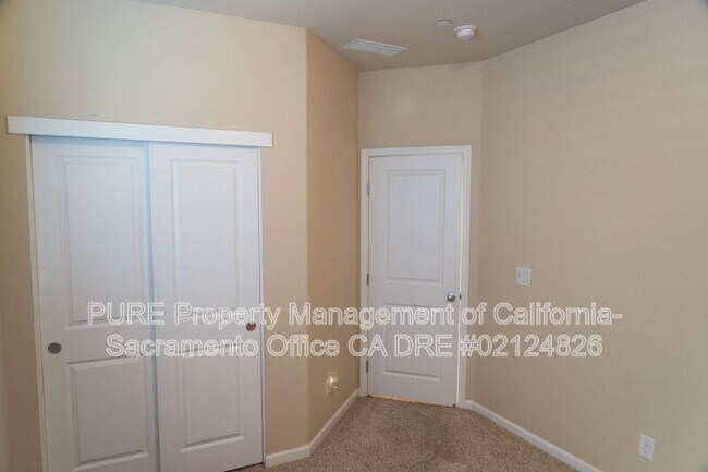 Building Photo - 5572 Amnest Way