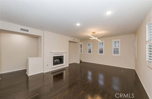 Building Photo - 15 Flyers Ln