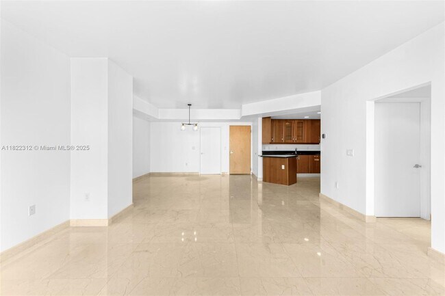 Building Photo - 19400 Turnberry Way