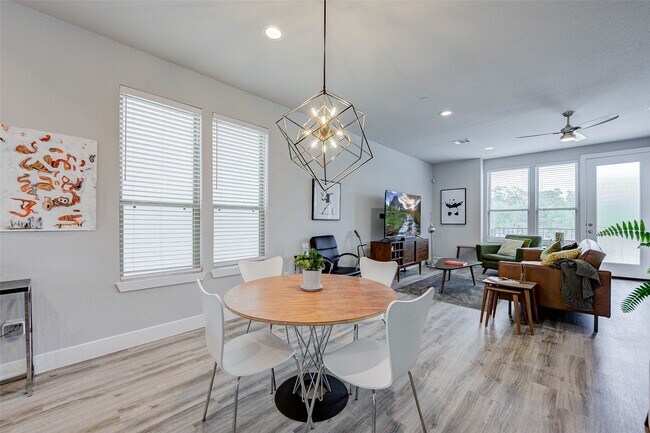 Building Photo - 18732 Centro Main St