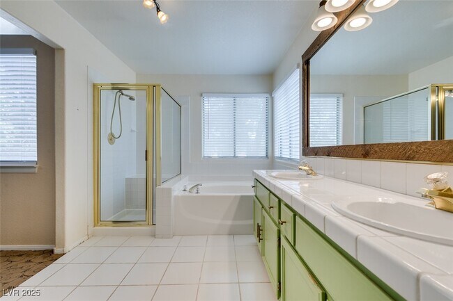 Building Photo - 9201 Buckhaven Dr