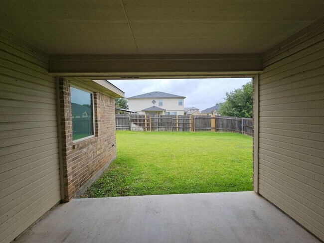 Building Photo - 6211 Newcastle Dr
