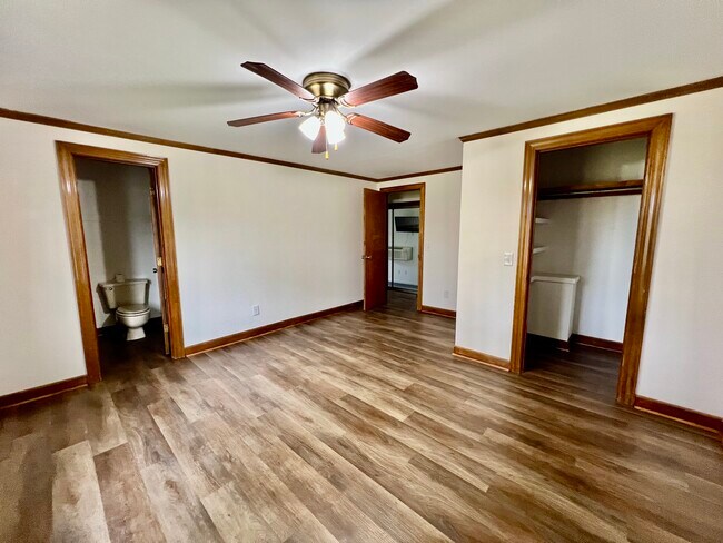 Building Photo - 2752 US-501