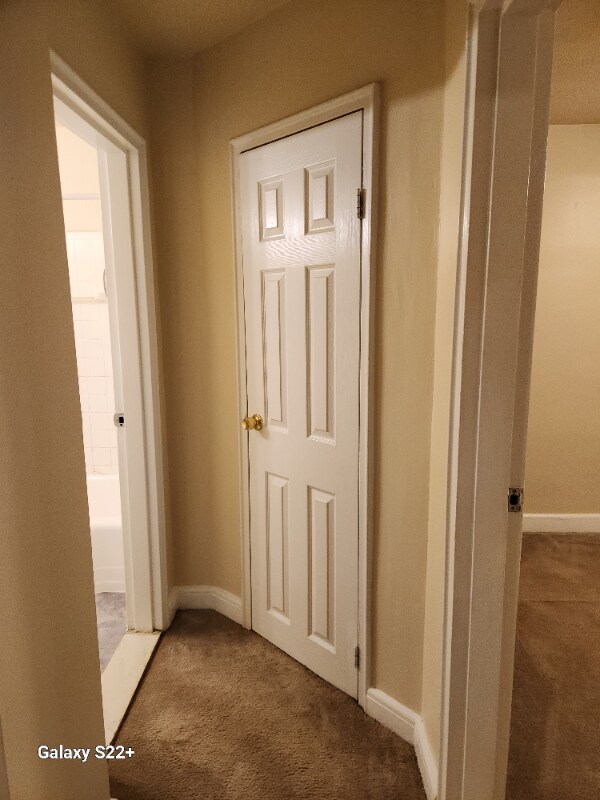 Building Photo - 5338 Nelson Ave