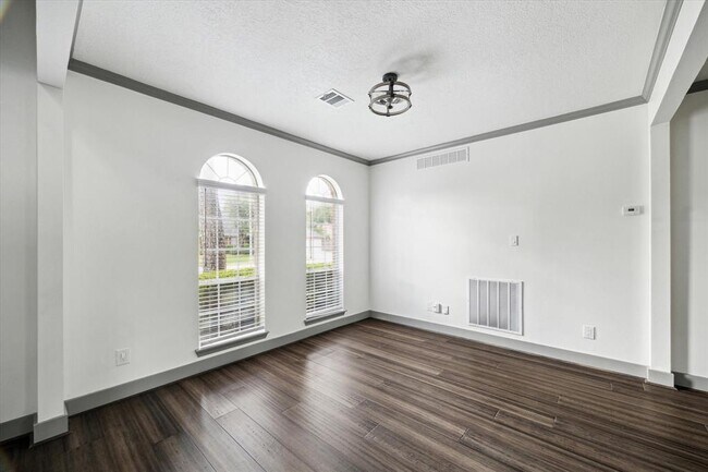 Building Photo - 18715 Big Cypress Dr