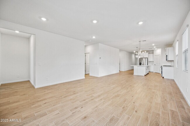 Building Photo - 15825 W Gray Fox Trl