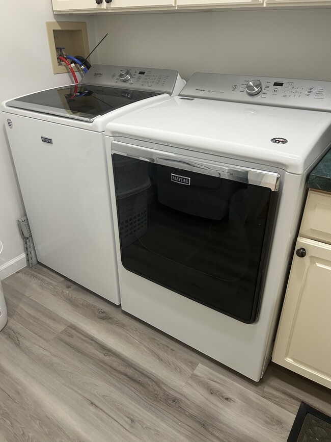 Washer/dryer in laundry room - 6245 Iron Bridges Rd