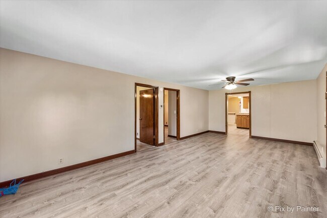 Building Photo - 6N311 Gary Ave