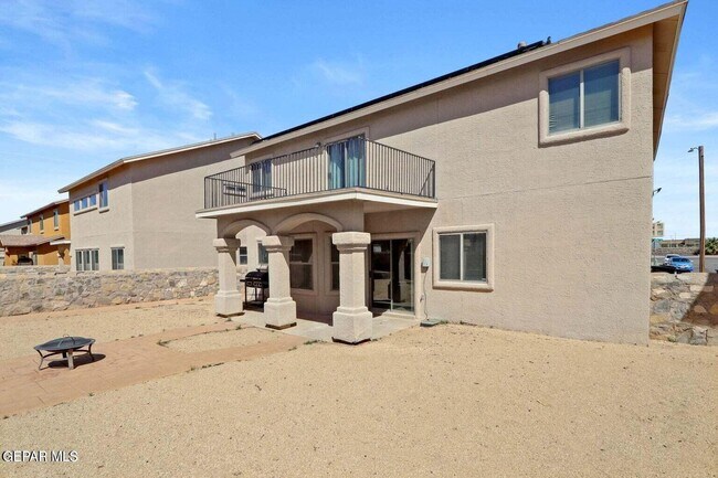 Building Photo - 3621 Tierra Bahia Dr