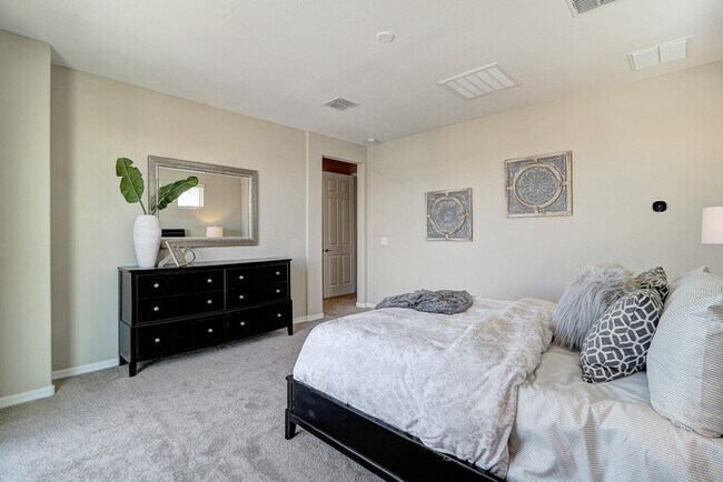 Building Photo - PRIDE TO LIVE, NEWER BUILT COMMUNITY IN CORE CHANDLER. MUST SEE COMMUNITY AMENITIES