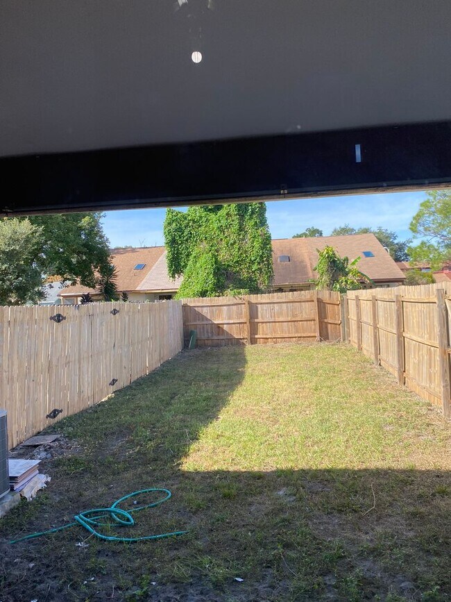 Building Photo - 2738 Hunt Club Ln