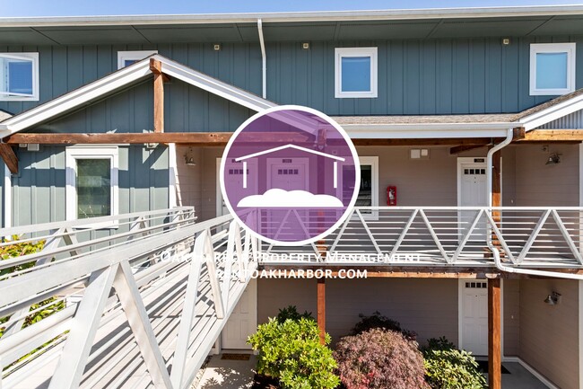 Primary Photo - 3 Bed 3 Bath - A/C - Mt Baker View - Pet F...