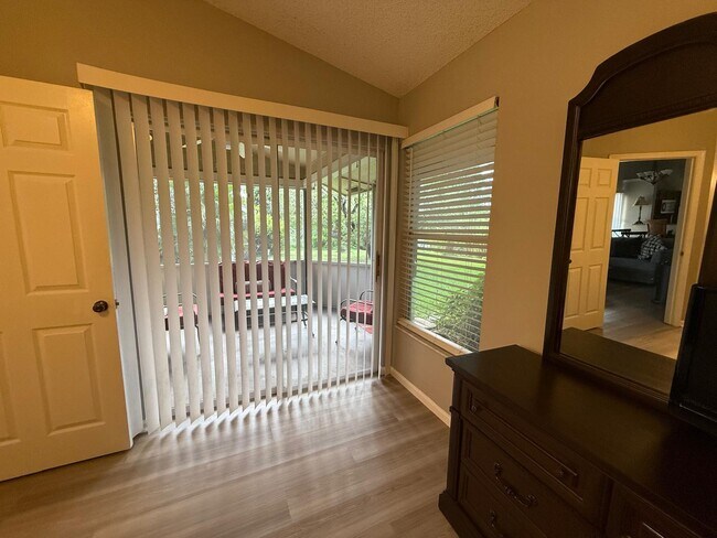 Building Photo - 12718 Westhampton Cir