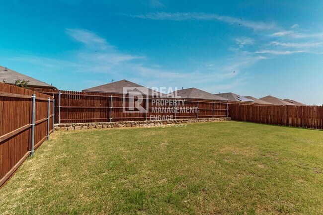 Building Photo - Gorgeous 3 Bedroom Home with Appliances Available for Rent in Haslet, TX!
