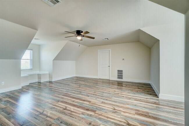 Building Photo - 4351 Whitetail Blvd
