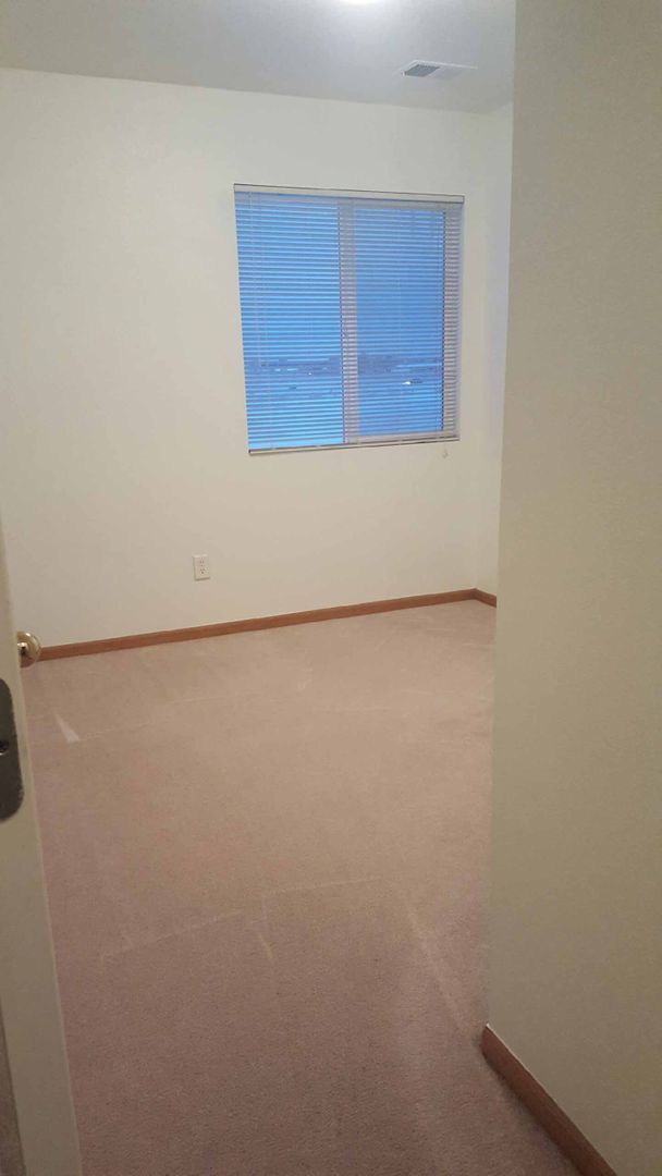 Building Photo - 3380 Saratoga St