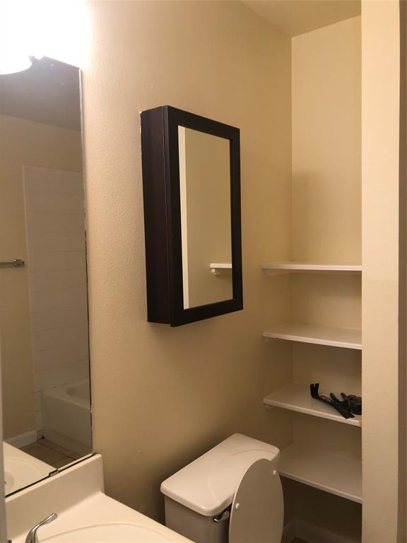 Building Photo - 5329 Tallowwood Terrace