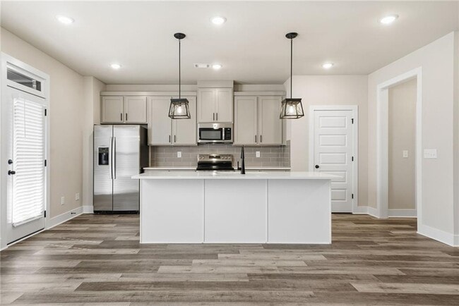 Building Photo - 5728 Urban Vlg Wy