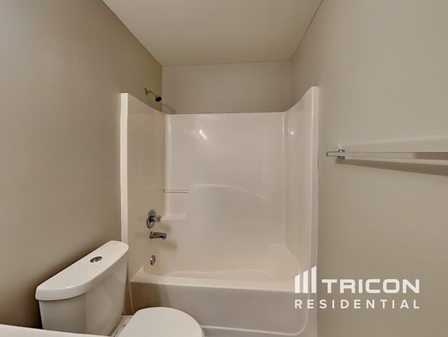 Building Photo - 179 Burt's Crossing Dr