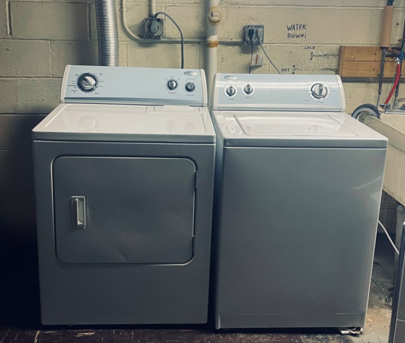 Building Photo - 5869 W 54th St