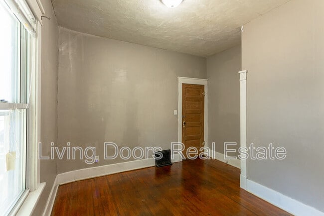 Building Photo - 1529 N 24th St