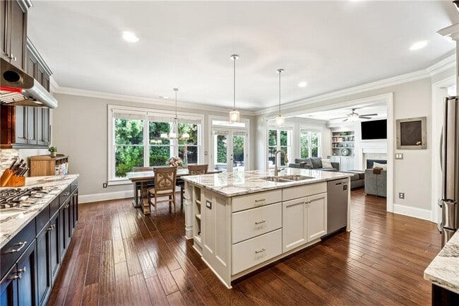 Building Photo - 3414 Bryerstone Cir SE