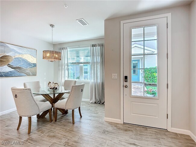 Building Photo - 4664 Arboretum Cir