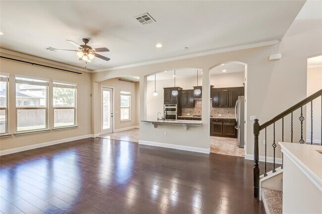 Building Photo - 16009 Jeffs Ln