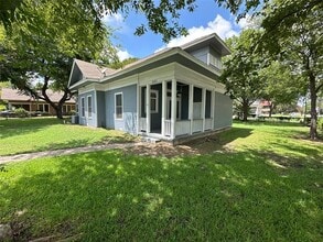 Building Photo - 501 N Virginia St