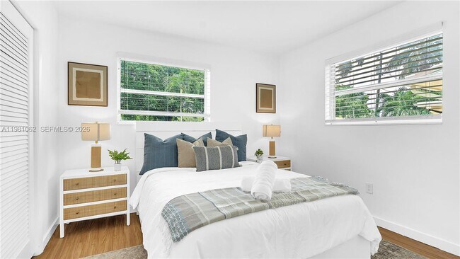 Building Photo - 151 SE 9th Ct