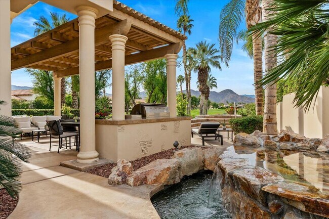 Building Photo - 79910 Mission Dr E