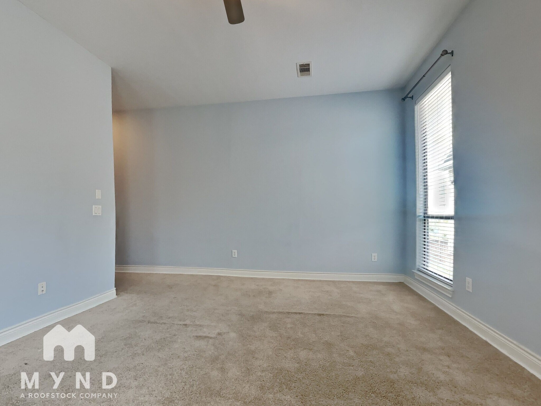 Building Photo - 1511 Paige St