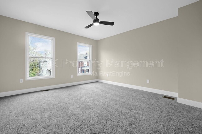 Building Photo - 555 Kimball Pl