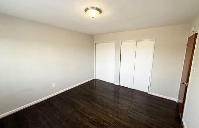 Building Photo - 458 Wood Ave