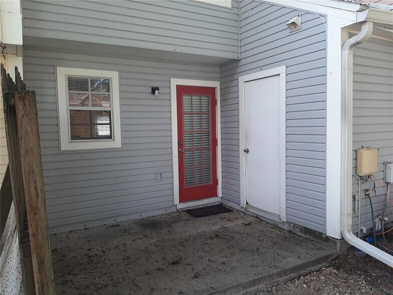 Building Photo - 11332 Grandville Dr